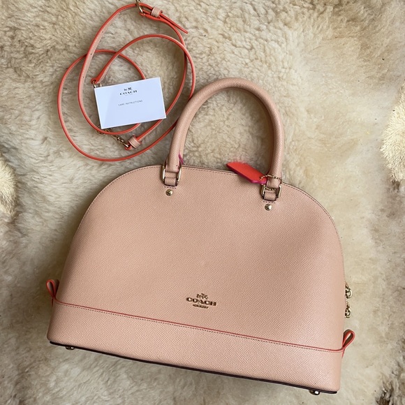 Coach Handbags - Classy COACH Crossbody Satchel Bag